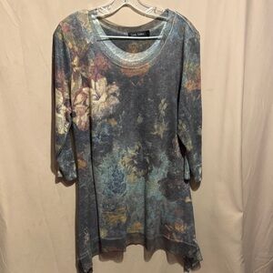 Casual Express Floral Tunic Top